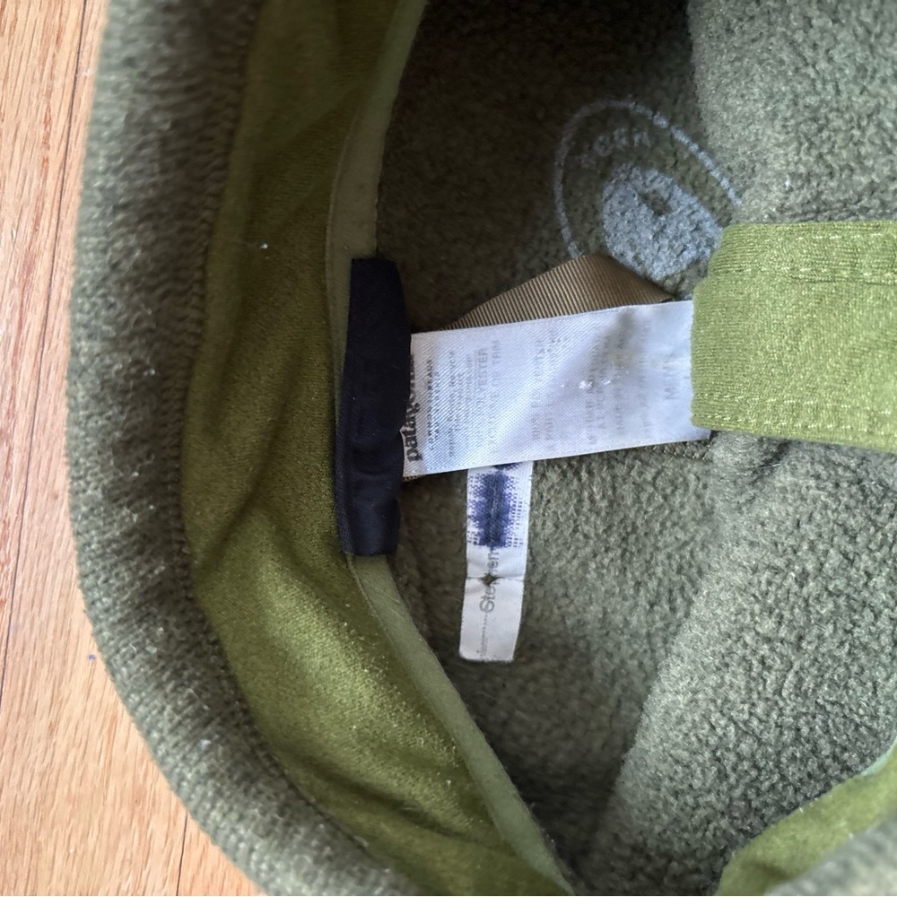 Patagonia Olive Green Half-Zip Fleece Pullover - Picture 3 of 5